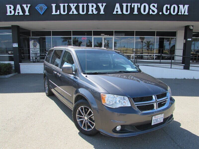 2017 DODGE Grand Caravan