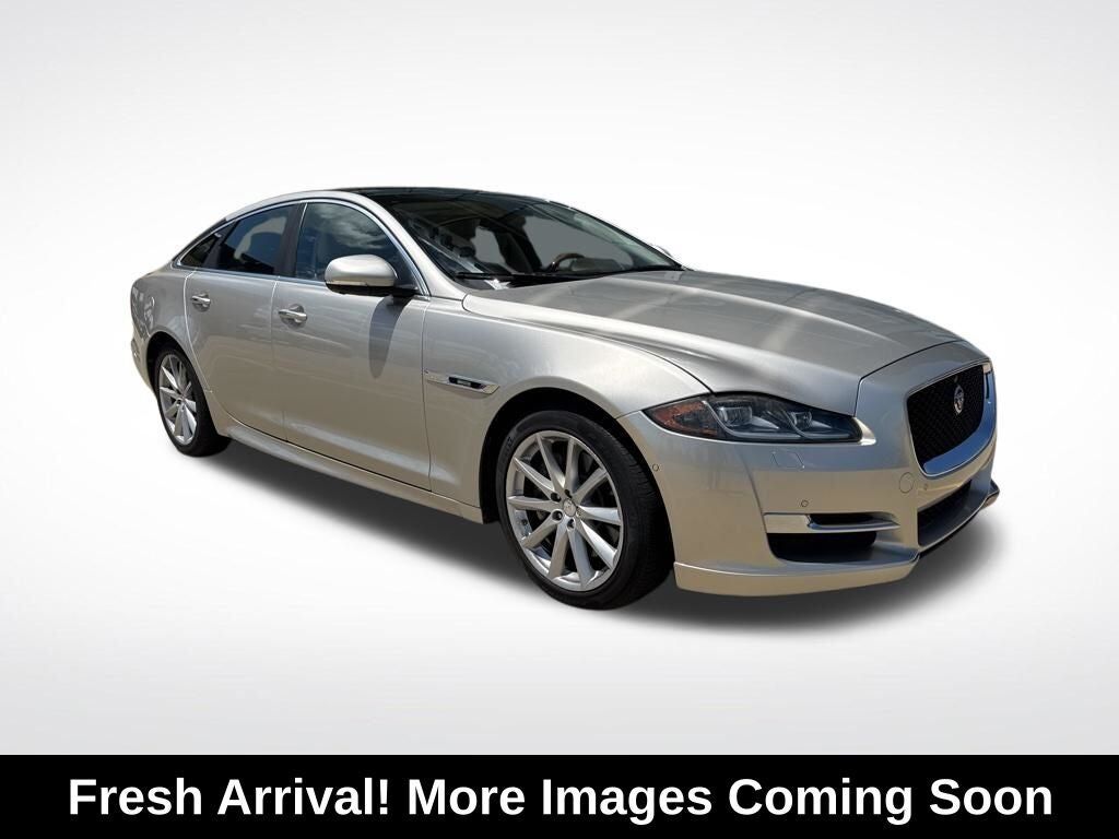 2016 JAGUAR XJ