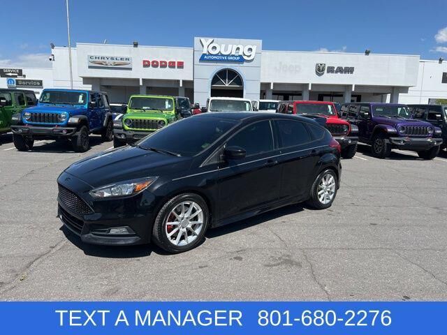 2017 FORD Focus