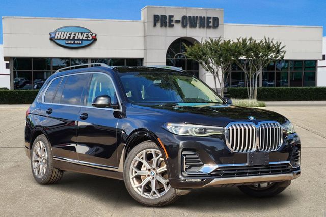 2021 BMW X7