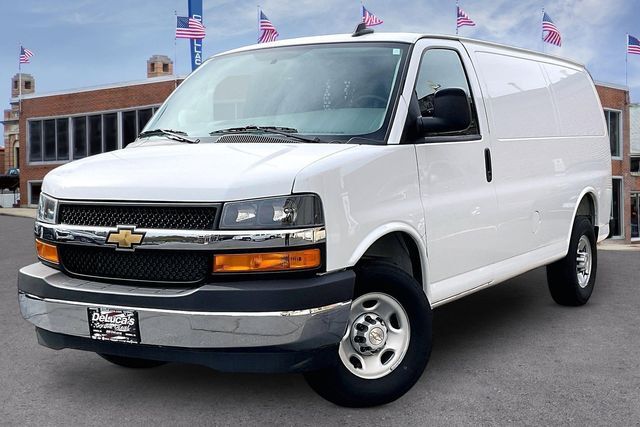 2025 CHEVROLET Express