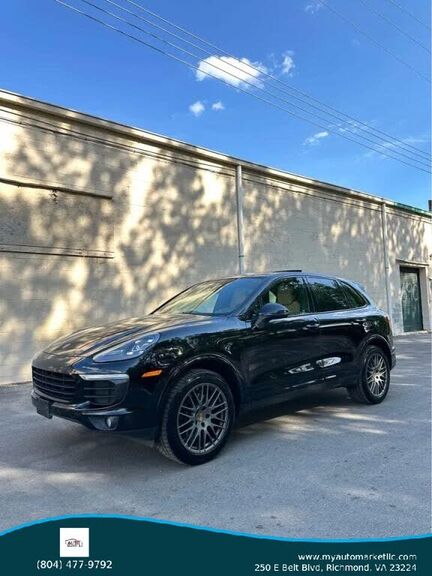 2017 PORSCHE Cayenne