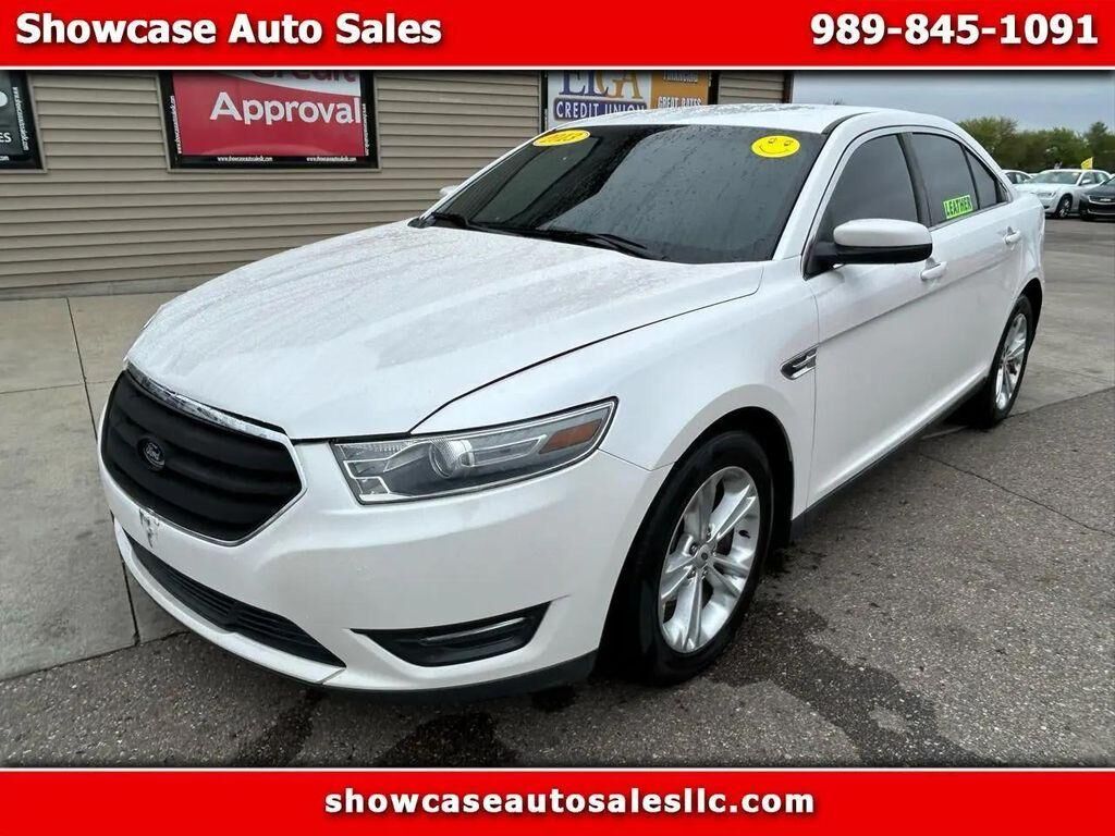 2013 FORD Taurus