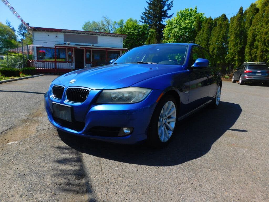 2011 BMW 3 Series