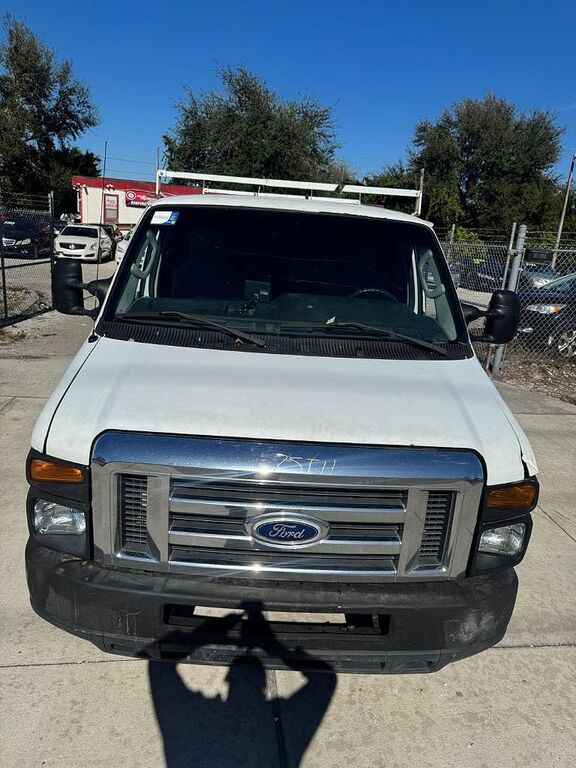 2013 FORD E-250