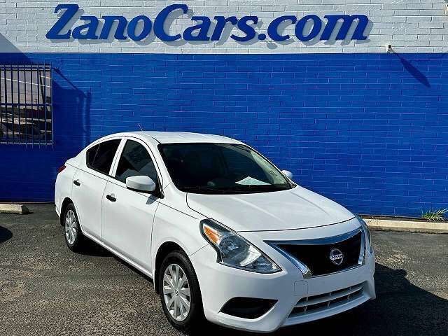 2017 NISSAN Versa
