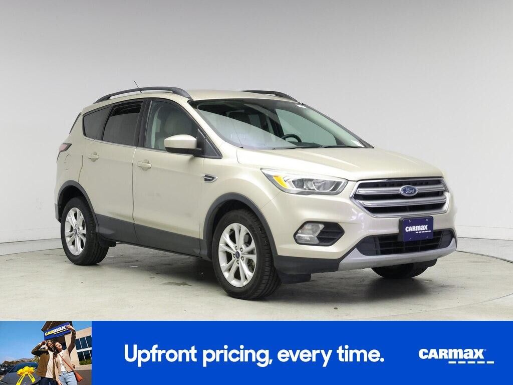 2017 FORD Escape