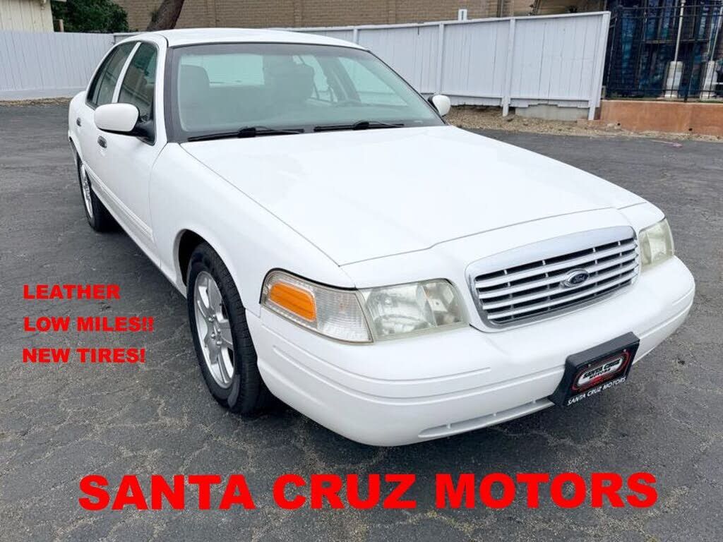 2011 FORD Crown Victoria