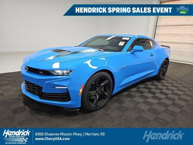 2023 CHEVROLET Camaro