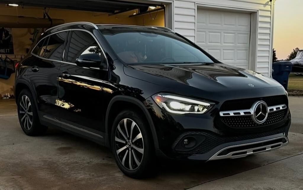2021 MERCEDES-BENZ GLA-Class