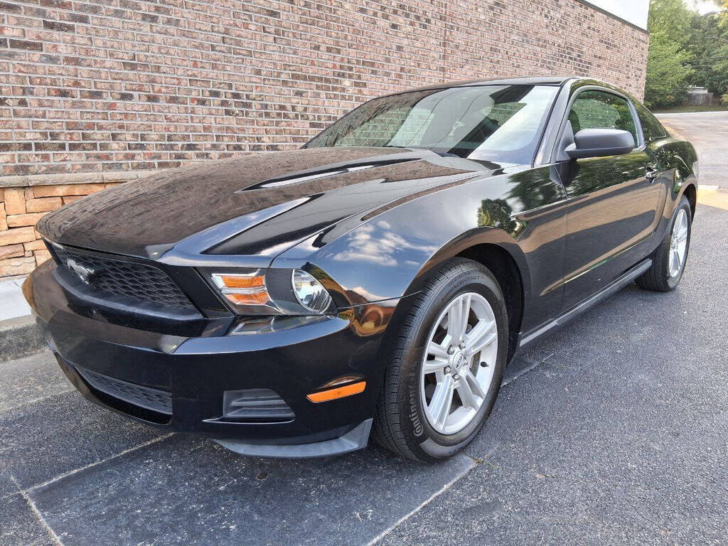 2010 FORD Mustang
