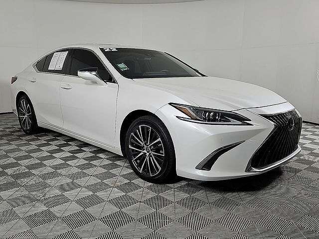 2022 LEXUS ES