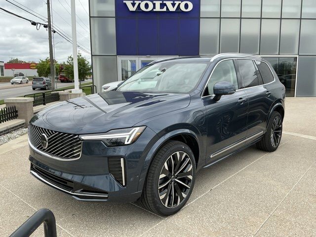 2026 VOLVO XC90
