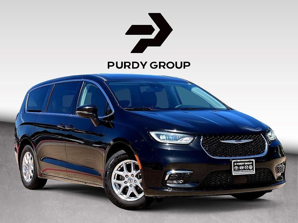 2023 CHRYSLER Pacifica