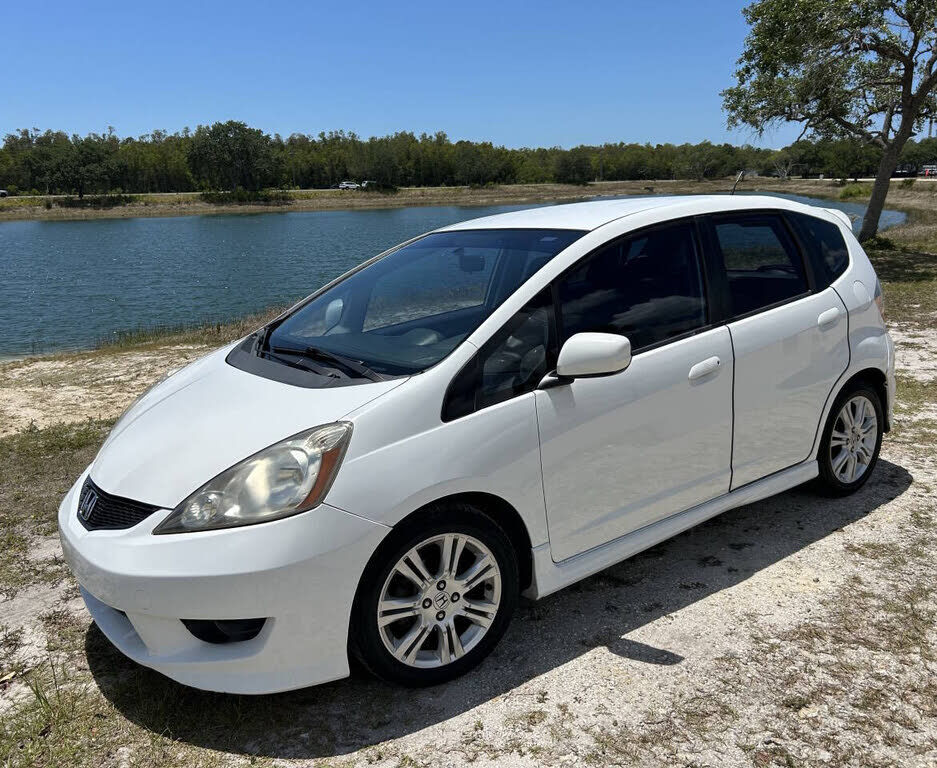 2011 HONDA Fit