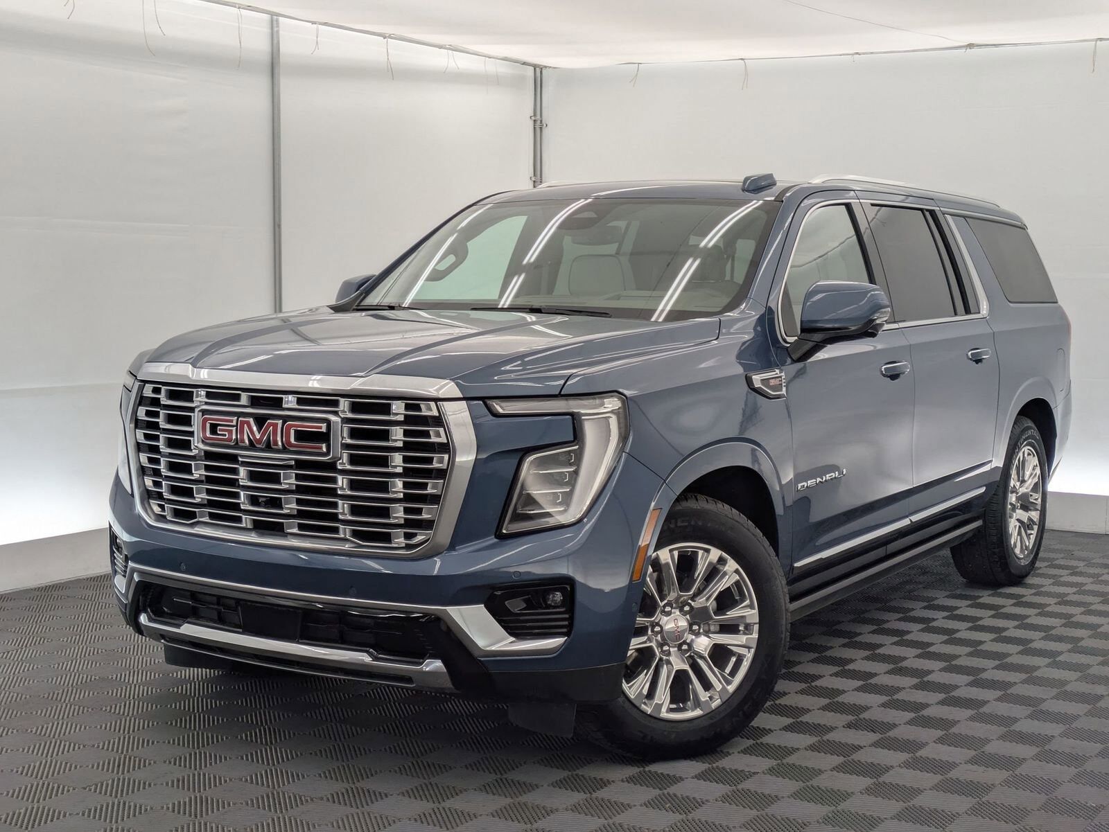 2025 GMC Yukon XL