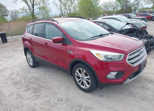 2017 FORD Escape