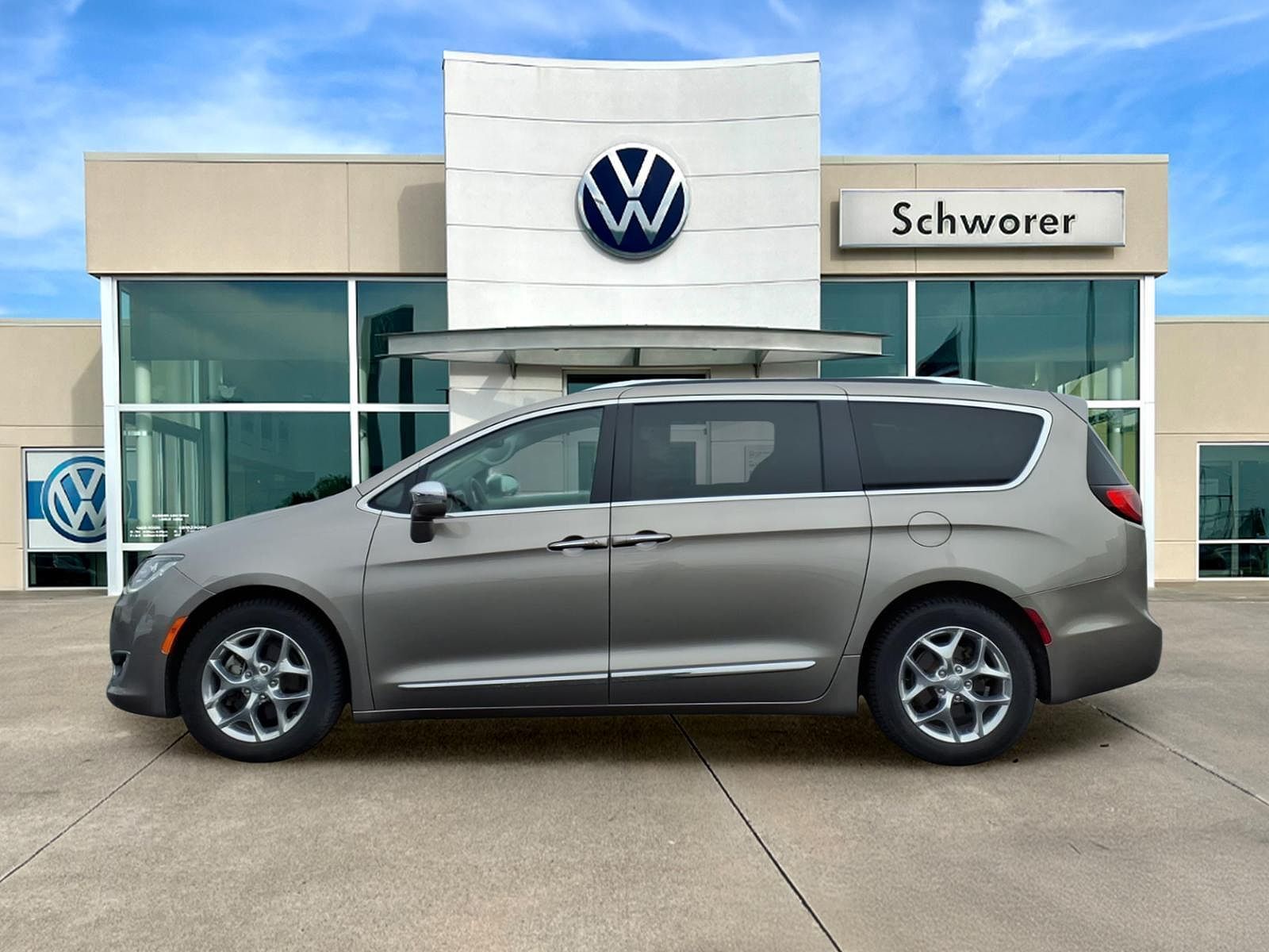 2017 CHRYSLER Pacifica