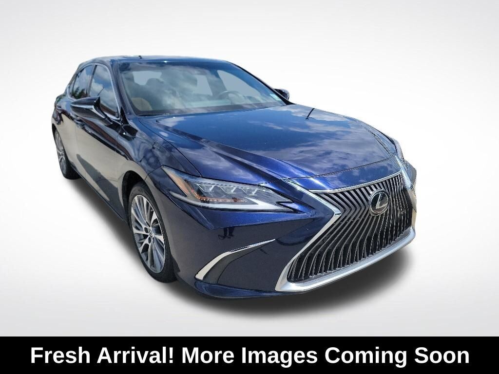 2020 LEXUS ES
