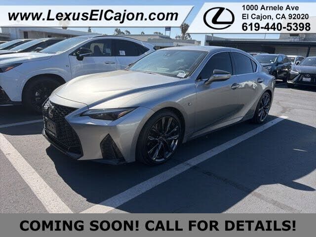 2022 LEXUS IS