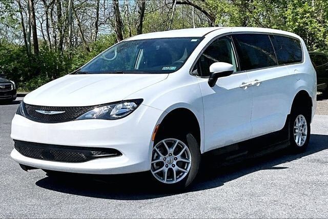 2022 CHRYSLER Pacifica