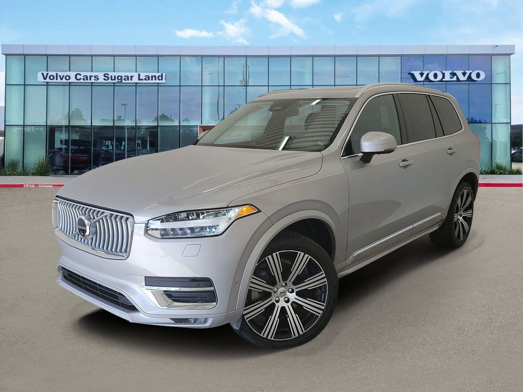 2023 VOLVO XC90
