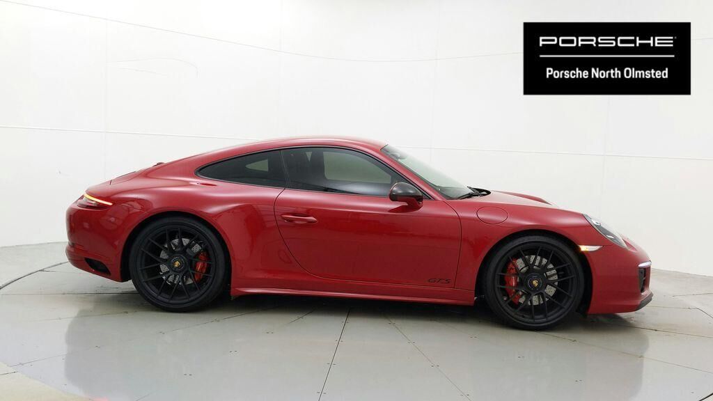 2019 PORSCHE 911