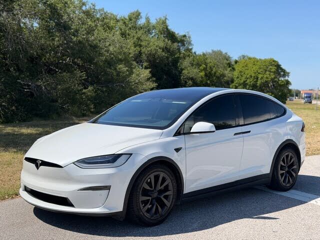 2022 TESLA Model X