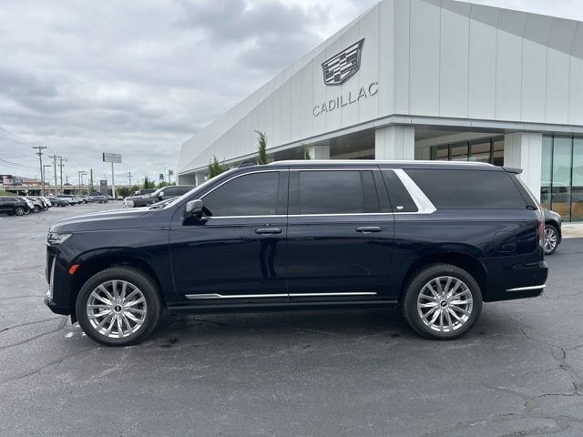 2021 CADILLAC Escalade ESV