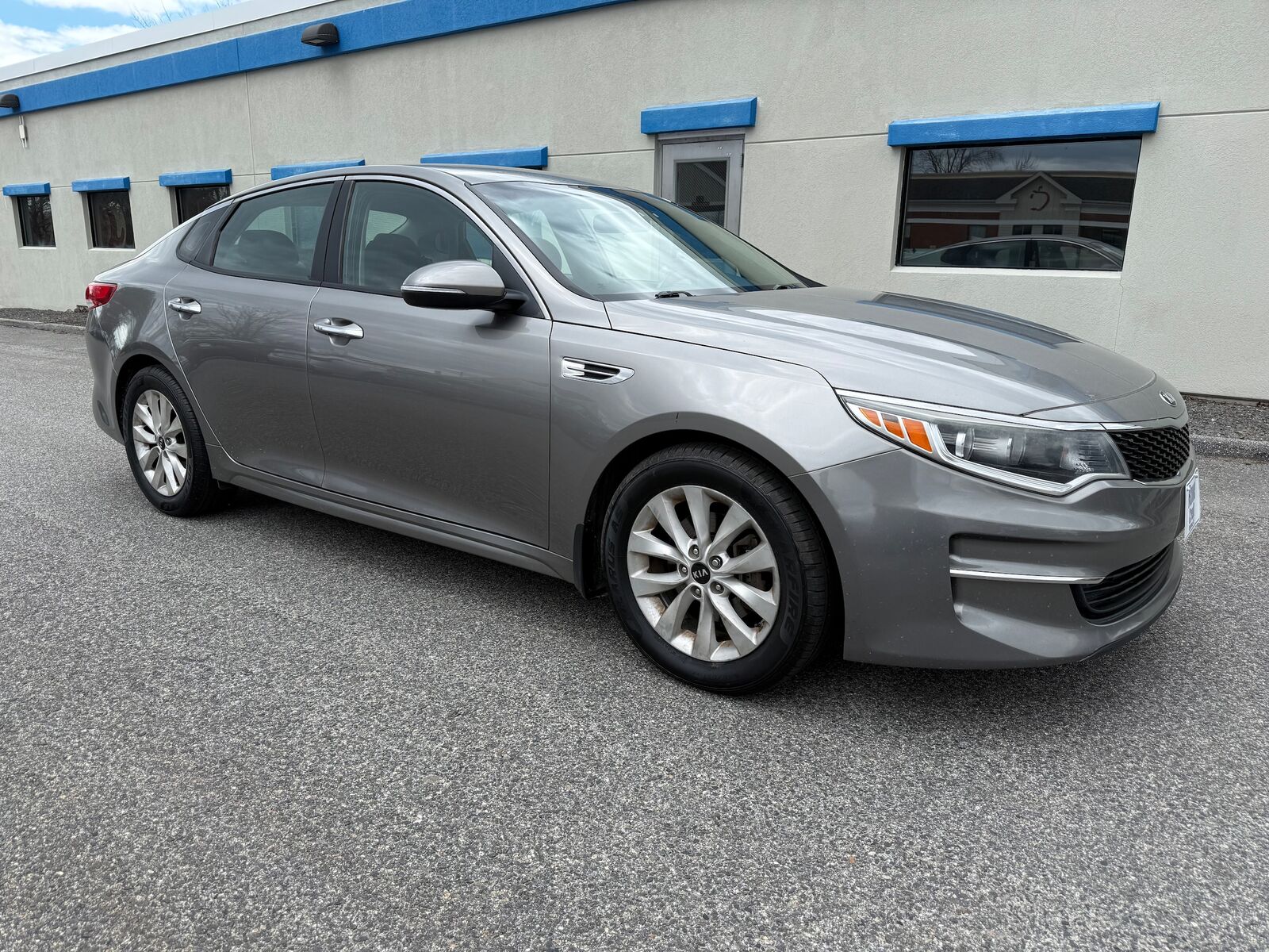 2017 KIA Optima