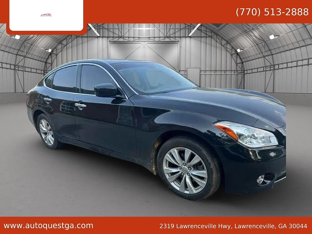 2011 INFINITI M37