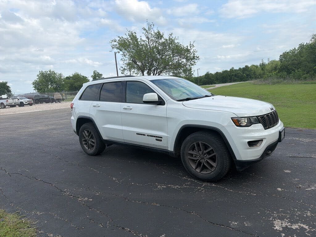 2017 JEEP Grand Cherokee