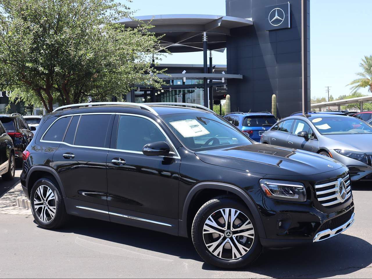 2025 MERCEDES-BENZ GLB-Class