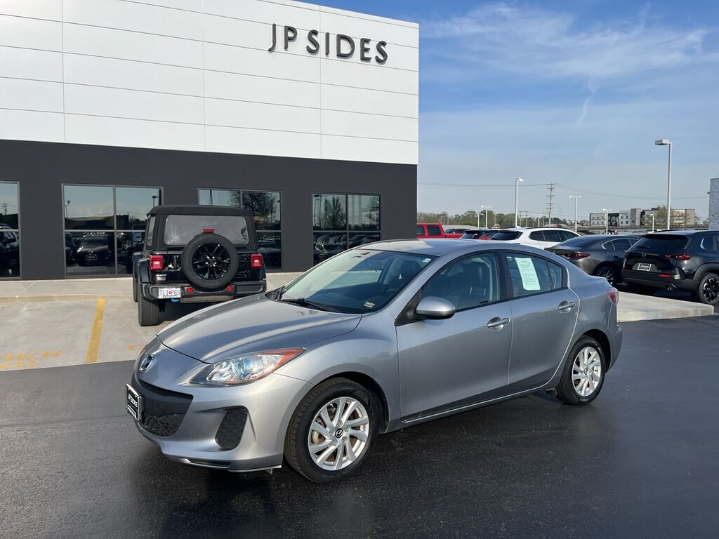 2013 MAZDA Mazda3