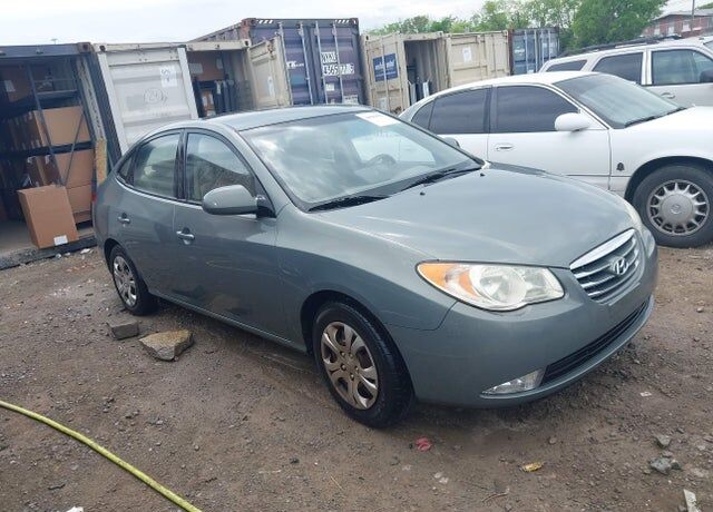 2010 HYUNDAI Elantra