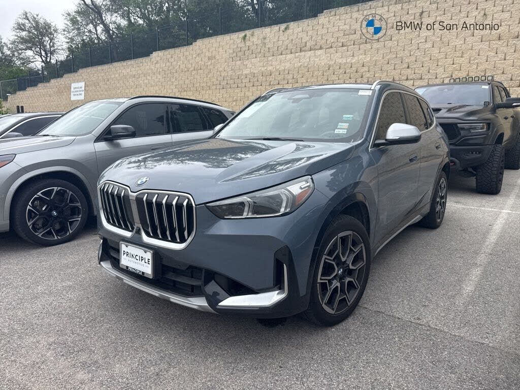 2023 BMW X1