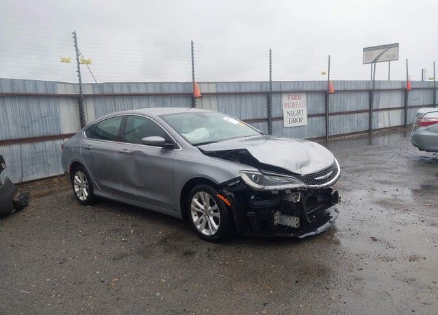 2015 CHRYSLER 200