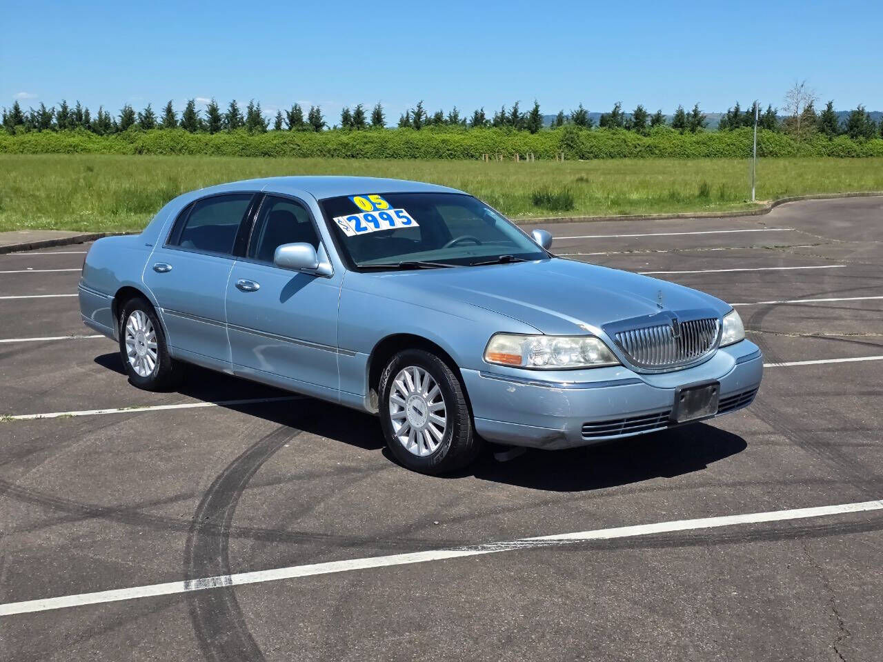 2005 LINCOLN Town Car