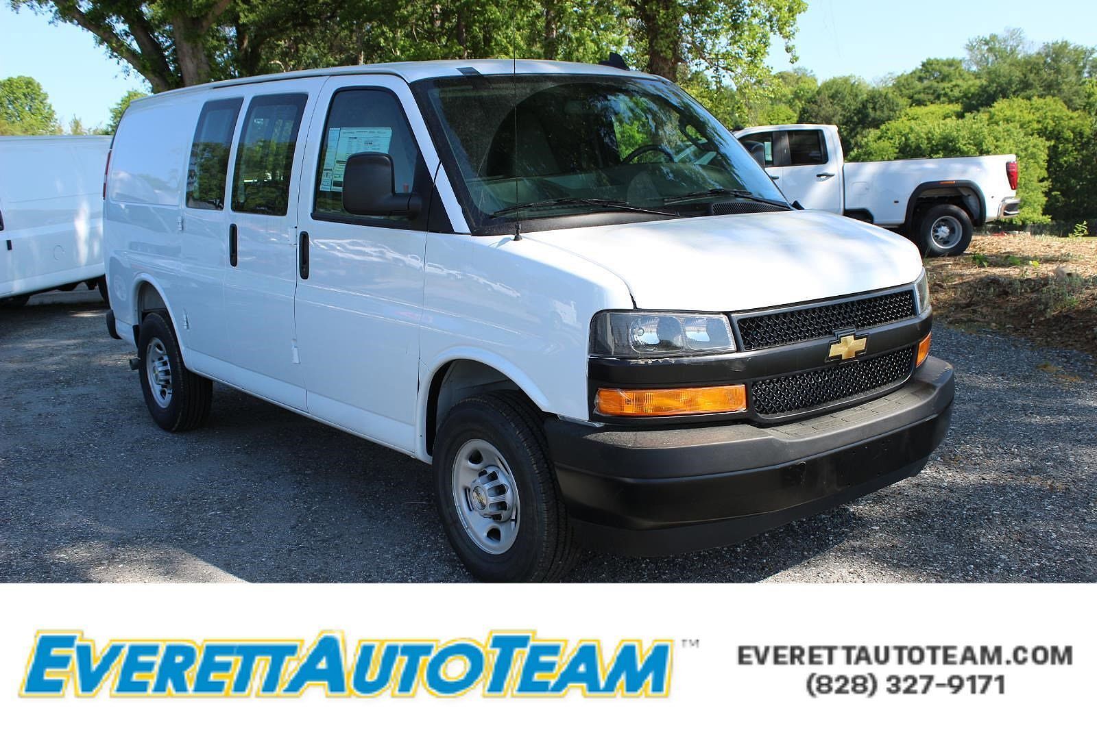 2026 CHEVROLET Express