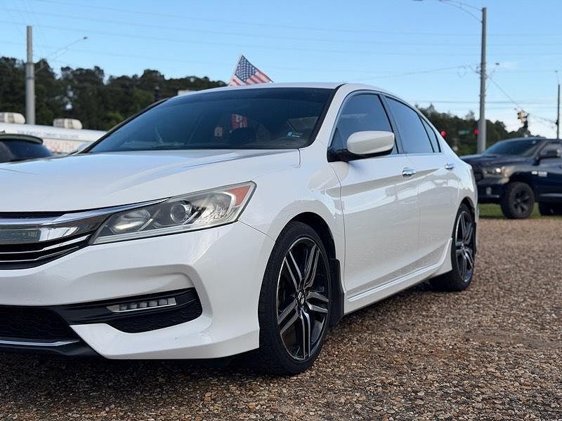 2017 HONDA Accord