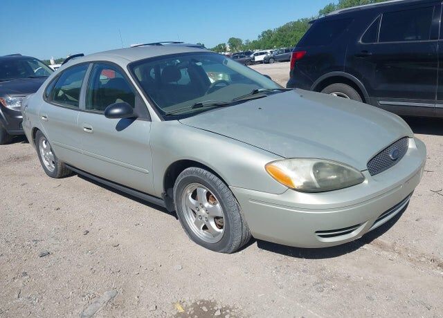 2005 FORD Taurus