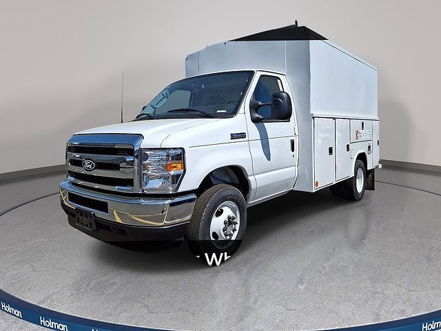 2027 FORD E-350