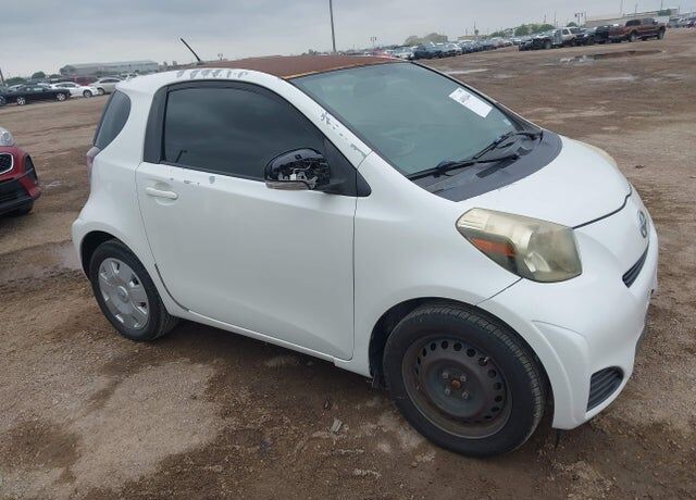 2013 TOYOTA Scion