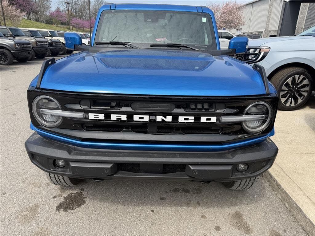 2024 FORD Bronco