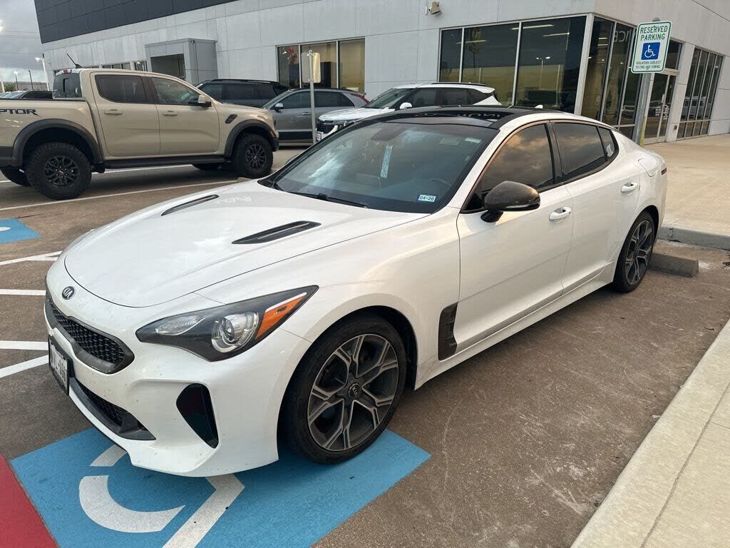 2021 KIA Stinger