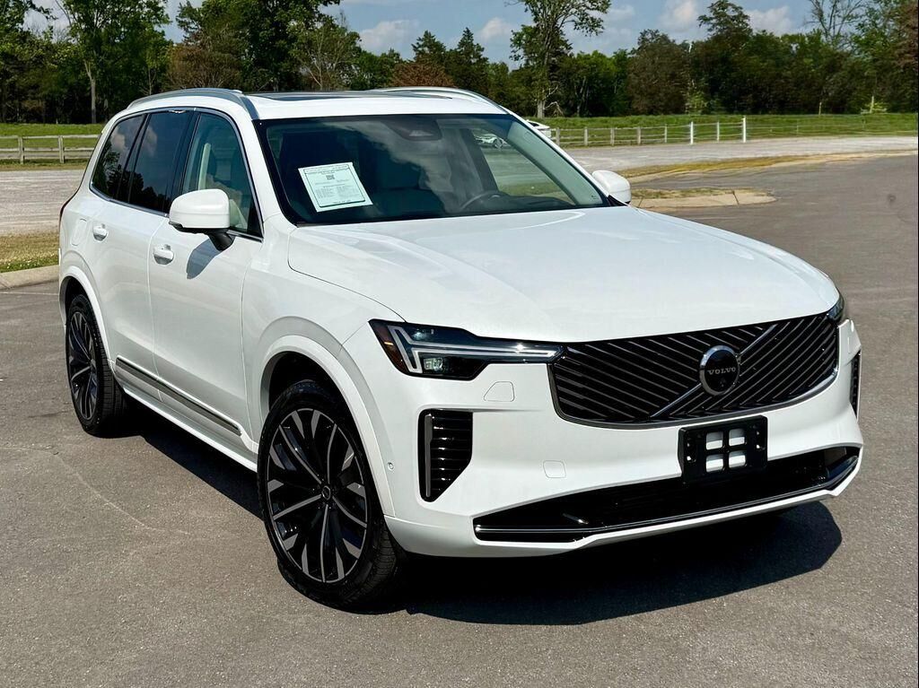 2026 VOLVO XC90