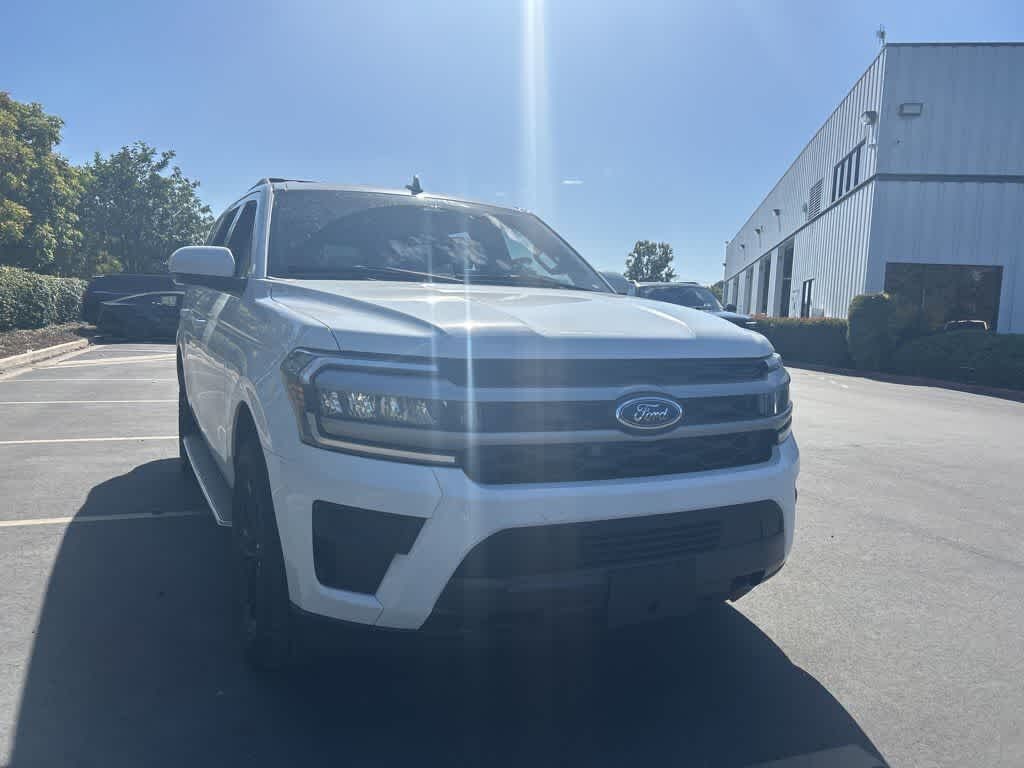 2023 FORD Expedition