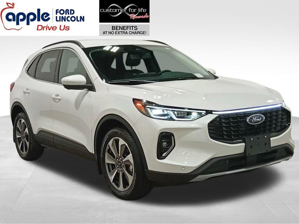 2023 FORD Escape