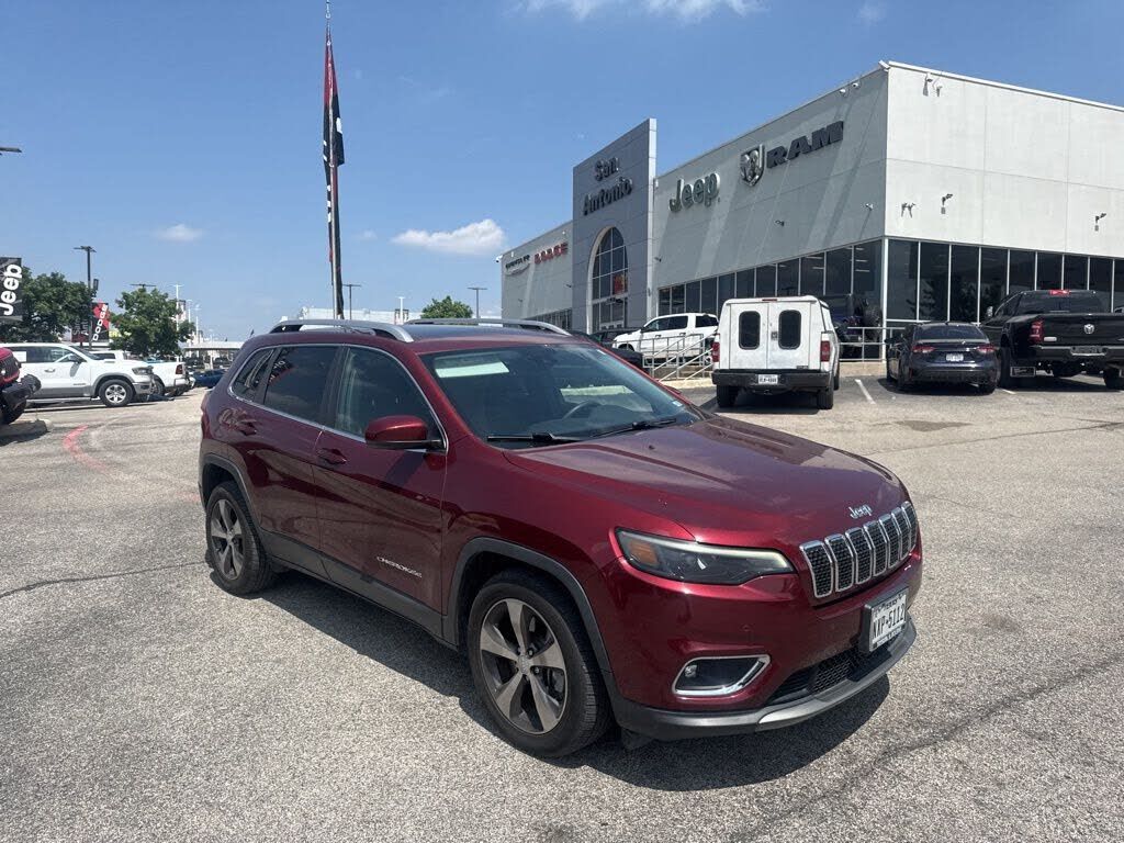 2019 JEEP Cherokee