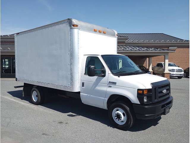 2014 FORD E-450